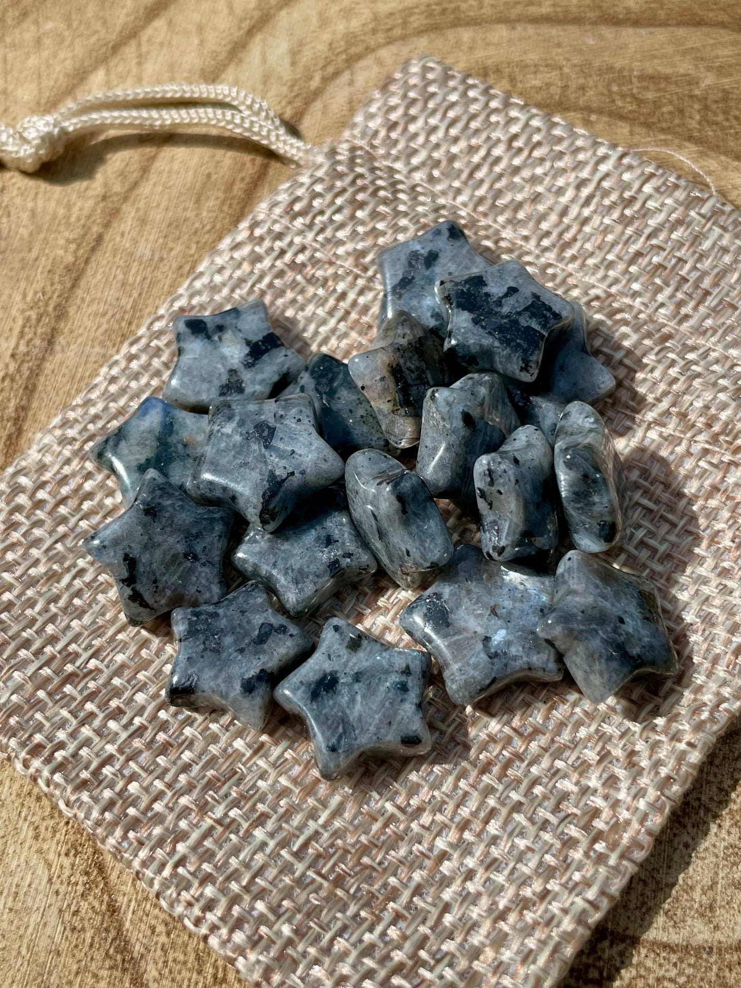 Mini Black Labradorite Star - 15mm