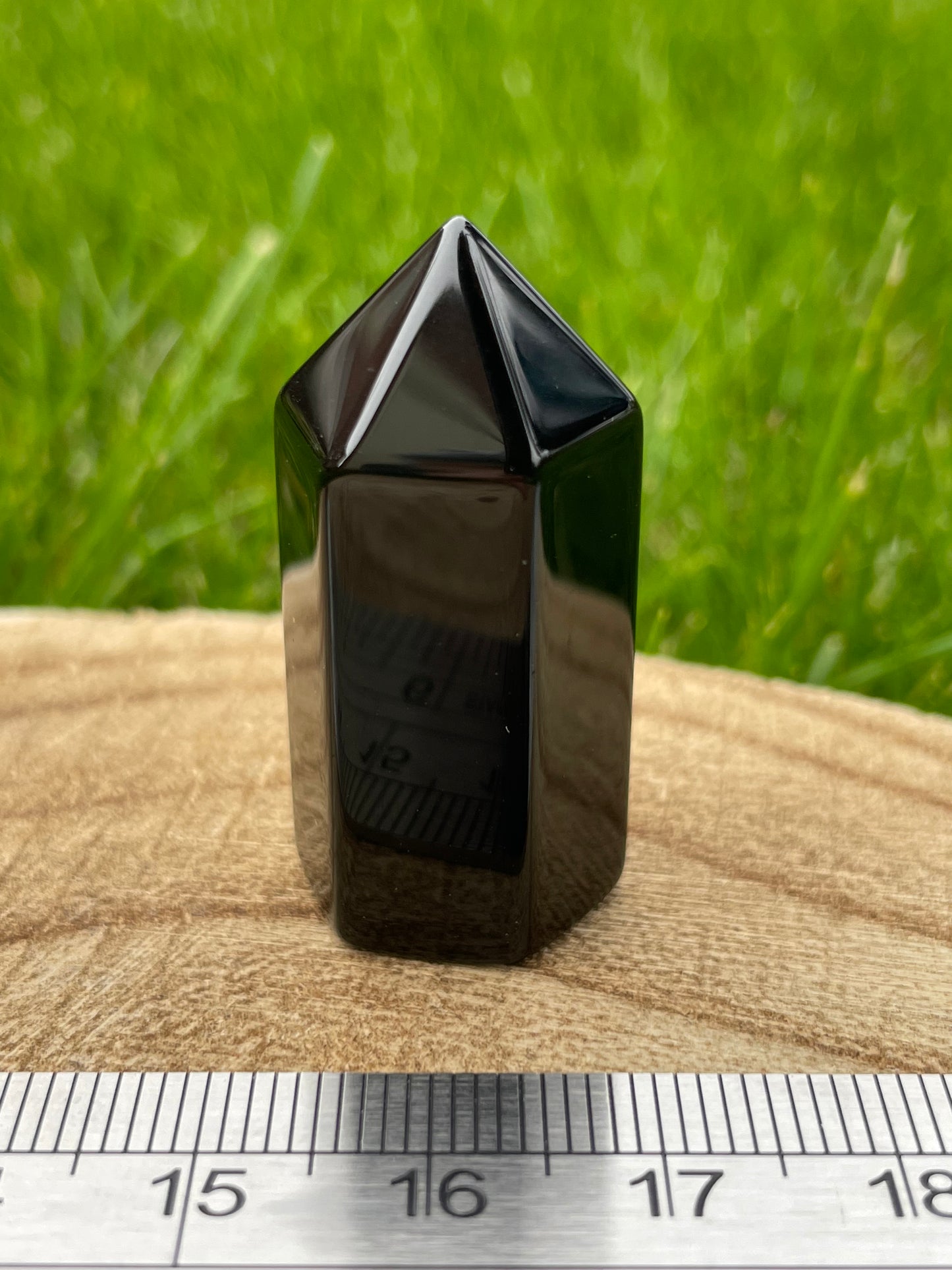 Mini Black obsidian ￼Tower