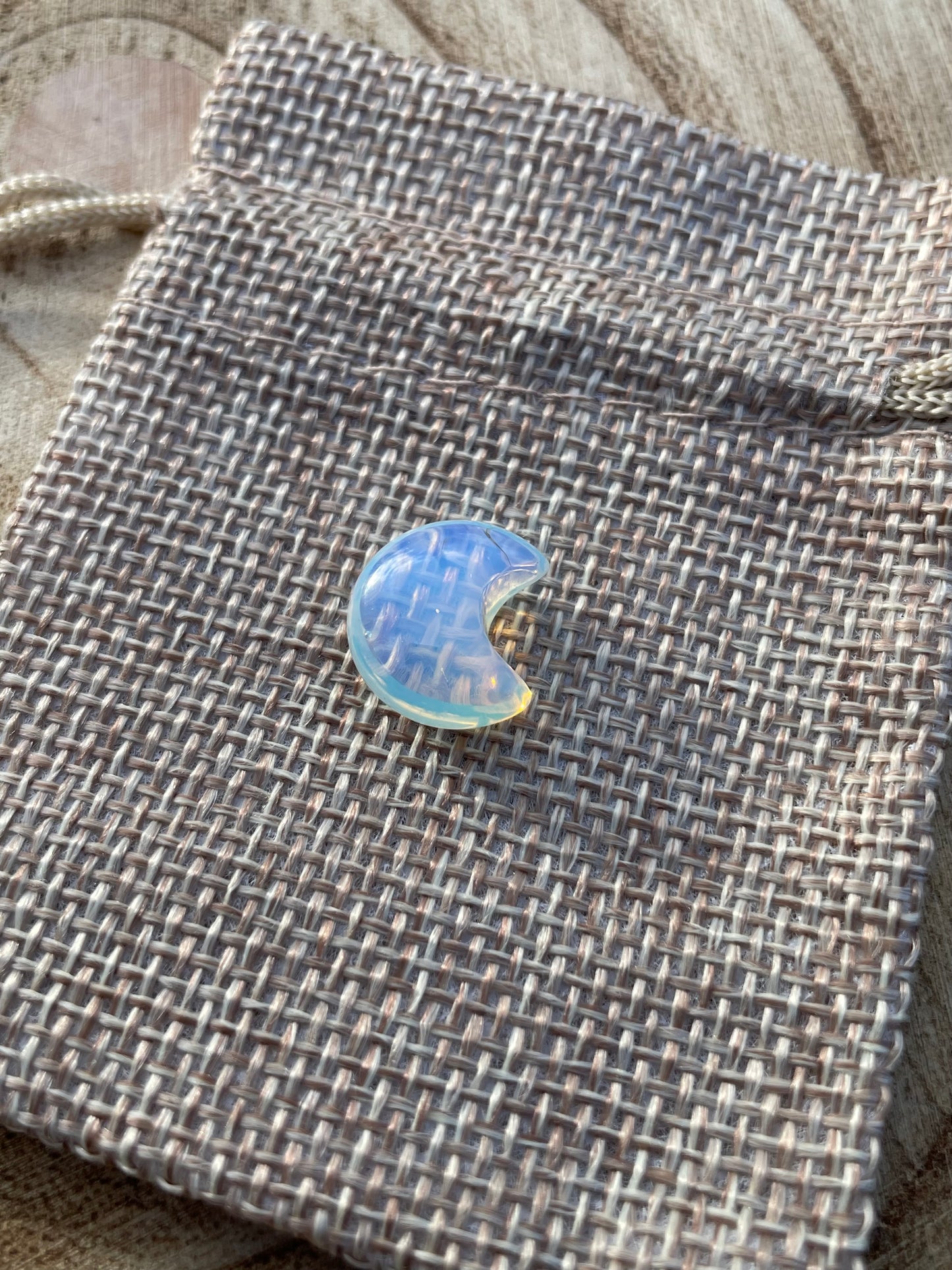 Mini Opalite Moon - 15mm