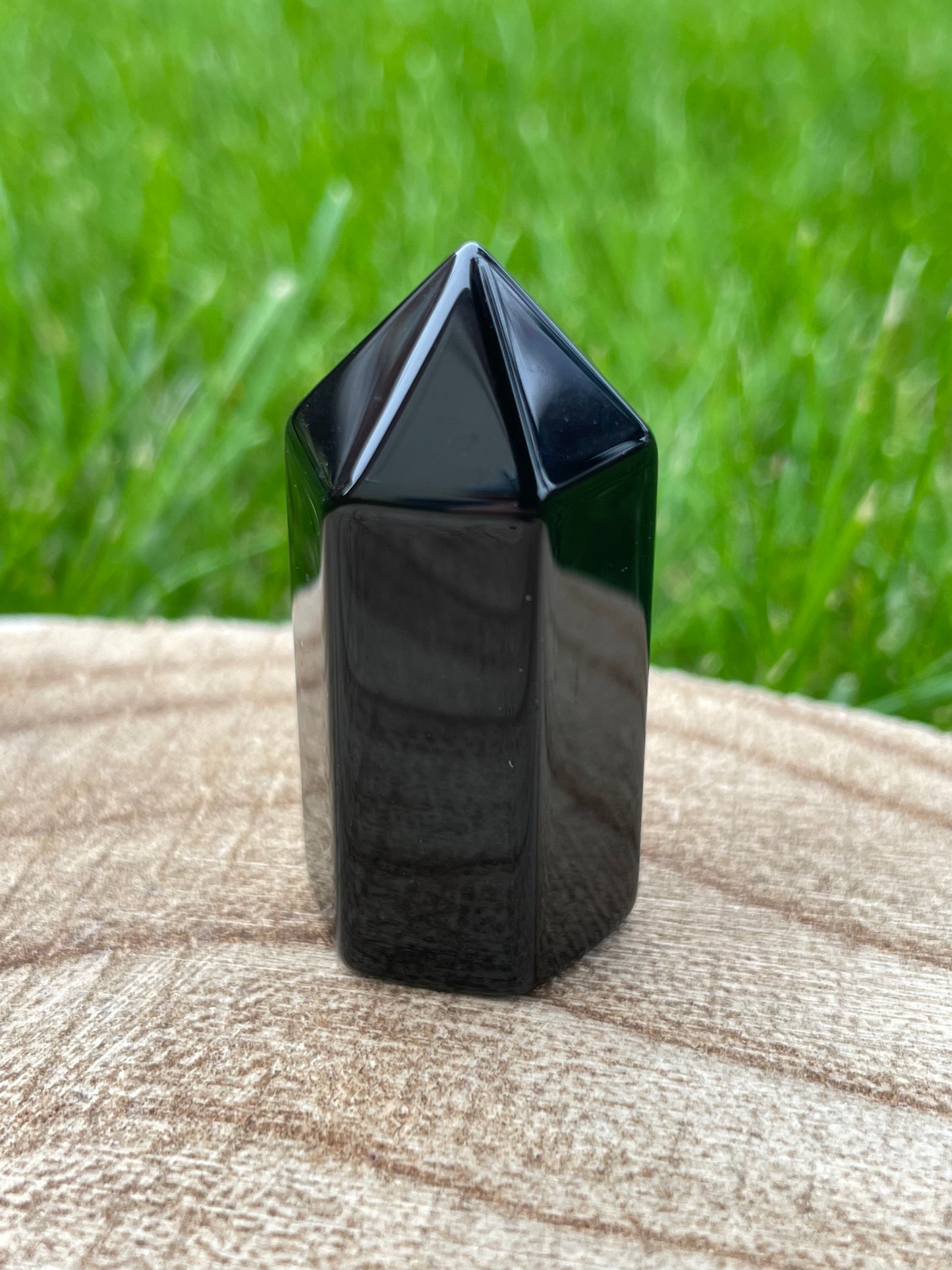 Mini Black obsidian ￼Tower