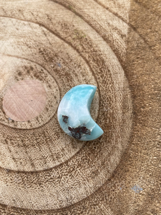 Larimar Moons